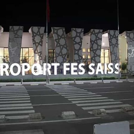 Logement Hotel Et Navette Gratuite Fez Eksteriør billede